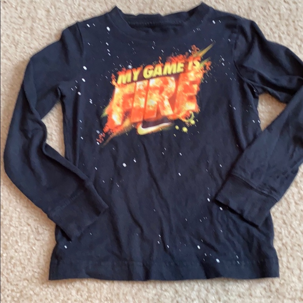 Nike long sleeve shirt